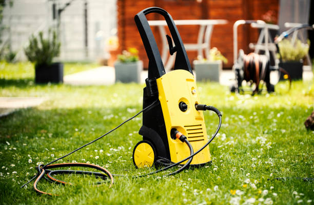 Best Roof Washing  in Mannington, WV